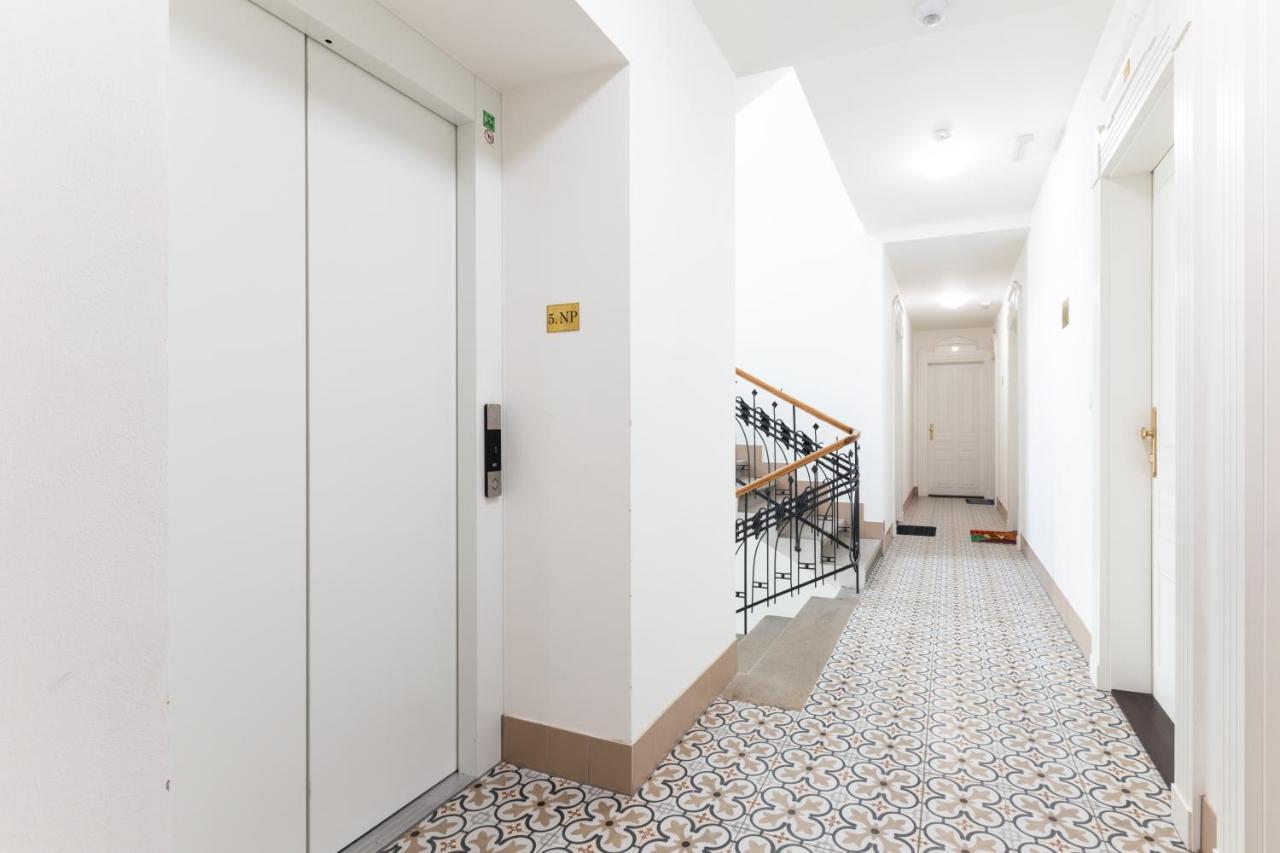 Friendly Apartments In Prague Exterior photo